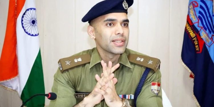 निंदनीय : नहीं थम रही मित्र पुलिस की दादागिरी, पत्रकारों की हो रही गिरफ्तारी, मीडिया संगठनों में आक्रोश