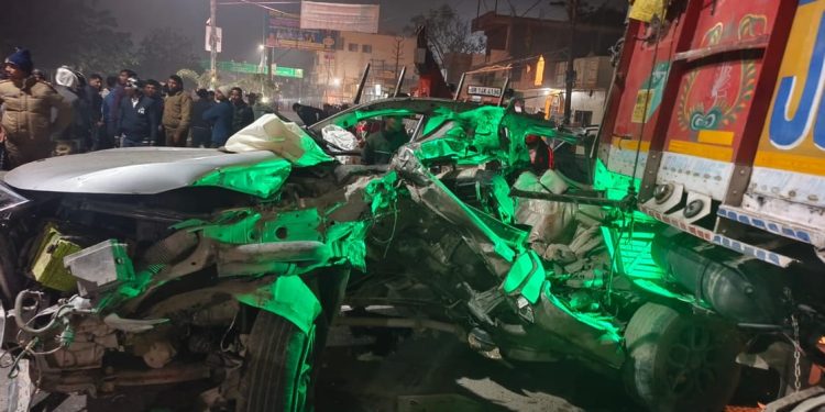 दुखद : ऋषिकेश-हरिद्वार मार्ग पर आईडीपीएल सिटी गेट के पास दर्दनाक कार हादसा, चार की मौत
