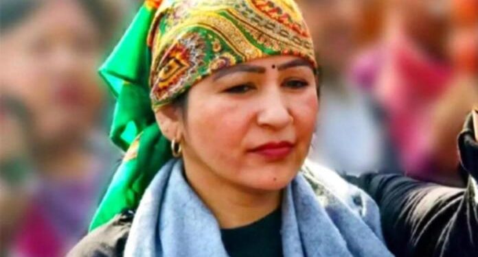 अंकिता भंडारी हत्याकांड : दरांती लहराकर विरोध करने वाली ज्योति अधिकारी गिरफ्तार