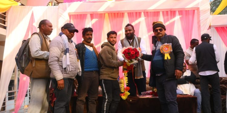 भारतीय जनता पार्टी उत्तराखंड के युवा मोर्चा प्रदेश मंत्री बनने पर जिला पंचायत सदस्य अमित मैखडी का हुआ जोरदार भव्य स्वागत व अभिनंदन