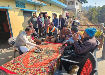 रुद्रप्रयाग : अपनी ही सरकार के खिलाफ भाजपा नेता ने चलाया हस्ताक्षर अभियान