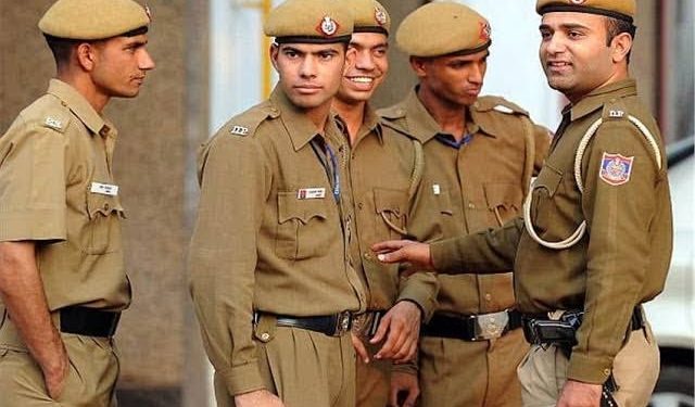 बड़ी खबर : होमगार्ड वर्दी खरीद घोटाले की जांच शुरू, डीसीजी पर 2 करोड़ के घपले का आरोप