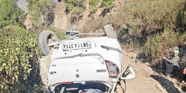 दुखद : उत्तराखंड में एक और सड़क हादसा, 150 मीटर गहरी खाई में गिरी कार चालक की मौके पर मौत