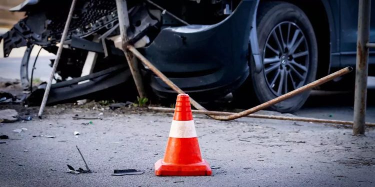 दुखद : बर्फबारी देखने गए तीन पर्यटकों की सड़क हादसे में मौत, पांच घायल