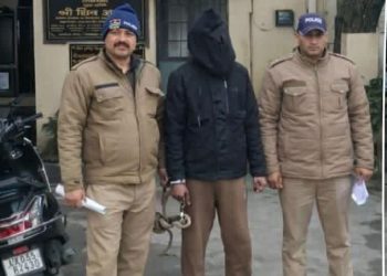 शर्मनाक : चलती कार में युवती के साथ किया दुष्कर्म, सड़क पर घूमता रहा वाहन