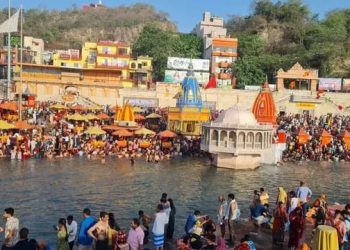 बड़ी खबर : हरिद्वार में गंगा की धारा बदलने के बाद उत्तराखंड और उत्तर प्रदेश में गहराया सीमा विवाद