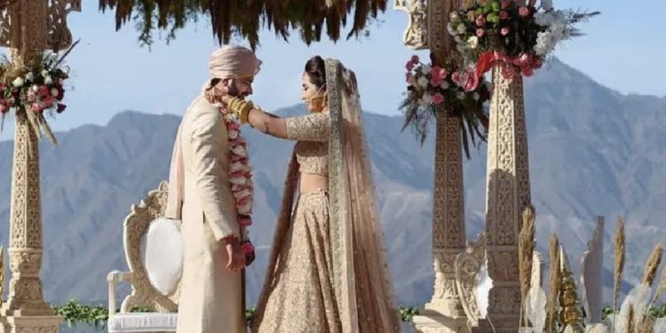 सराहनीय : उत्तराखंड के 12 गांवों में शादी समारोह में लिया जाएगा केवल 101 रुपए का शगुन, शराब और बीयर पर भी पूर्ण प्रतिबंध