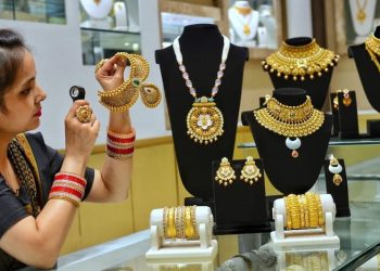 ब्रेकिंग : सोना-चांदी की कीमतों में रिकॉर्ड वृद्धि