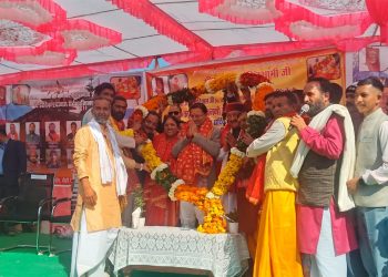 बड़ी खबर : लंबे विवादों के बाद मुख्यमंत्री पहुंचे माथा टेकने रूद्रप्रयाग 