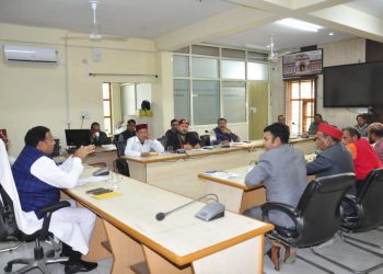 बद्री केदार यात्रा की पूर्व तैयारियों को लेकर बीकेटीसी के अध्यक्ष ने ली अहम बैठक