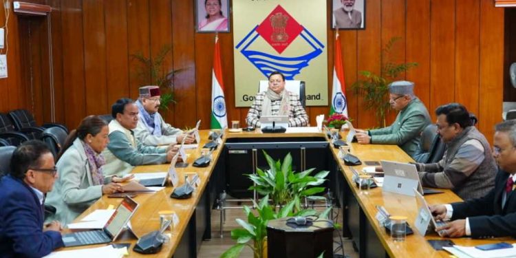 सियासत : नवरात्र पर हो सकता है धामी कैबिनेट का विस्तार