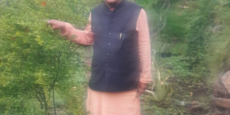 रुद्रप्रयाग : फिर विवादों में तथाकथित :’पत्रिकार’, कभी भाजपा तो कभी ‘सहारा’ , अब बेसहारा