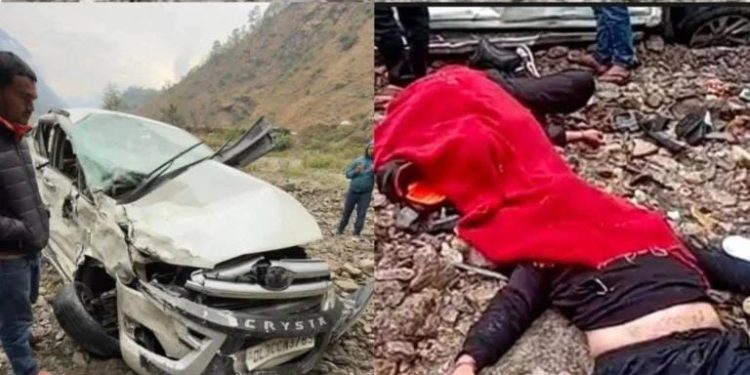 दुखद : यहां सड़क हादसे मे तीन युवकों की दर्दनाक मौत