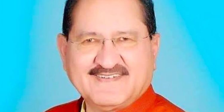 रूद्रप्रयाग : जनपद के लिए 58 करोड़ रुपए से अधिक धनराशि स्वीकृत, लेकिन 13 वर्षो से जाखणी-टेंडवाल मोटर मार्ग अधर मे, कुर्सी के सहारे पहुंच रहे सड़क तक मरीज, विधायक जी द्वारा गोली पर गोली, सीएम से हुई शिकायत