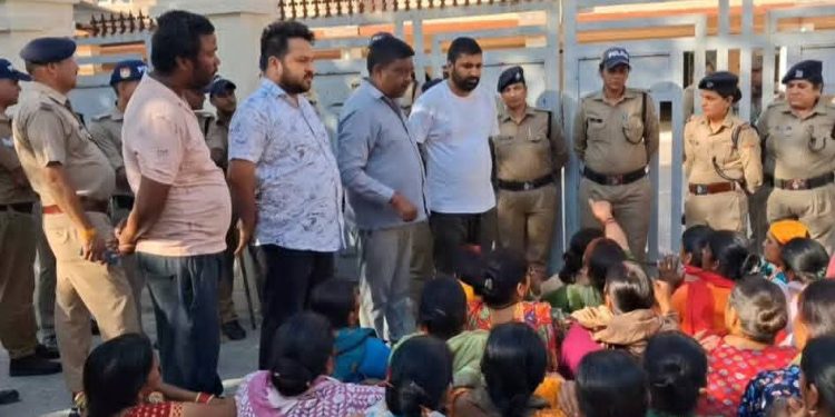 दहशत : पौड़ी में गुलदार का आतंक, पहले एक वृद्ध को बनाया निवाला, अब महिला और बच्चों पर हमले की कोशिश