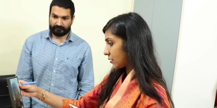 गजब : ड्यूटी के समय घर पर थे जेई साहब, डीएम ने रोका जेई और इस कामचोर अधिकारी का वेतन