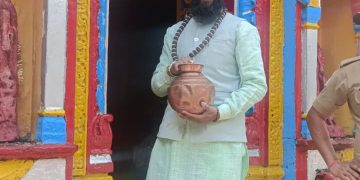 केदारनाथ :गुप्तकाशी में स्थित विश्वनाथ मंदिर के पुजारी ईश्वरलिंग की नियुक्ति पर रावल की आपत्ति