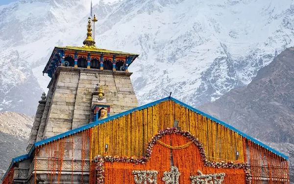 केदारनाथ : यात्रियों की संख्या में रिकॉर्ड इजाफा, अब तक चार लाख का आंकड़ा पार