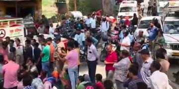 ब्रेकिंग : पौड़ी में गुलदार के बढ़ते हमलों पर फूटा ग्रामीणों का गुस्सा, श्रीनगर-पौड़ी मार्ग खंडाह में लगाया जाम