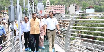 ऋषिकेश : मुख्य सचिव आनंद वर्धन ने किया बजरंग सेतू का औचक निरीक्षण 