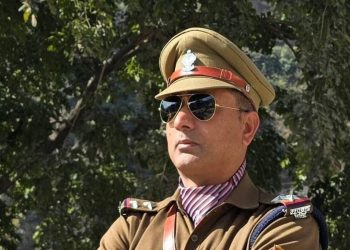 रूद्रप्रयाग : पुलिस की वैन गिरी खाई में, सब इंस्पेक्टर शहीद और तीन पुलिसकर्मी घायल
