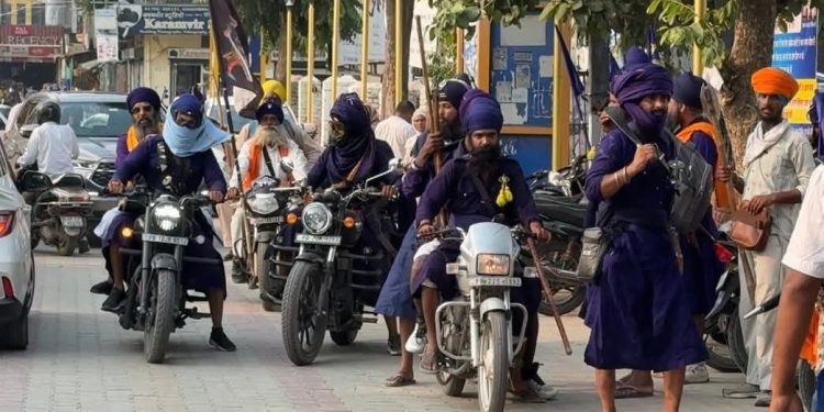 ब्रेकिंग: निहंगों का उत्तराखंड कूच नाकाम, कुल्हाल बॉर्डर पर पुलिस ने रोका, पांवटा साहिब गुरुद्वारे में बैठक जारी