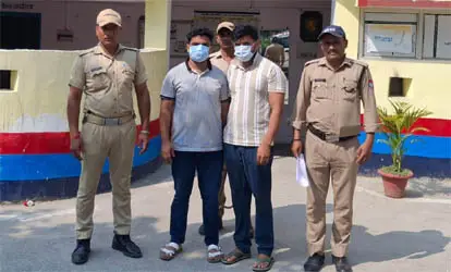 बड़ी खबर : घर के आगे खड़ी गाड़ी, हुआ विवाद
