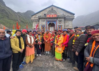 रूद्रप्रयाग : केदारनाथ धाम में निर्विरोध व्यापार सभा अध्यक्ष बने विष्णु दत्त रुवाडी, हुई नई कार्यकारिणी का गठन