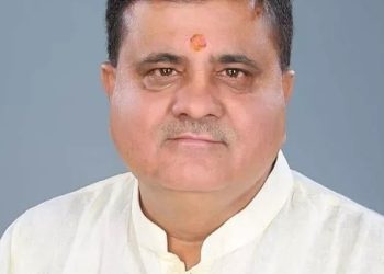 विधानसभा चुनाव : सोशल मीडिया में दावेदारी की तो होगी कार्रवाई