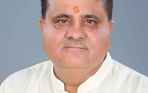 विधानसभा चुनाव : सोशल मीडिया में दावेदारी की तो होगी कार्रवाई