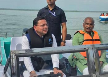सियासत : धामी की नाव में सवार अरविंद पांडे