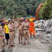 ब्रेकिंग : केदारनाथ पैदल रास्ता भूस्खलन से बंद, गौरीकुंड के पास फंसे यात्री, राहत कार्य जारी