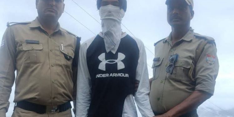 बड़ी खबर : नाबालिग से दुष्कर्म और पहचान छिपाने के आरोप में युवक गिरफ्तार, बाजार बंद से तनाव