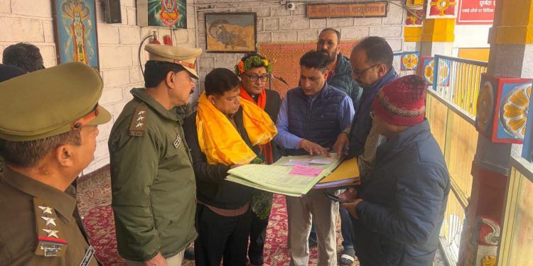 बड़ी खबर : बद्रीनाथ मंदिर के चढ़ावे में गड़बड़ी की जांच तेज, कमेटी ने तीन घंटे तक किया निरीक्षण
