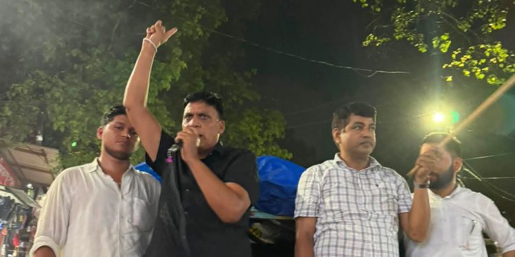 आक्रोश : पेपर लीक प्रकरण में “न्याय दो, रोजगार दो” के नारों से गूंजा रुद्रप्रयाग, प्रदीप थपलियाल के नेतृत्व में यूथ कांग्रेस का बड़ा प्रदर्शन