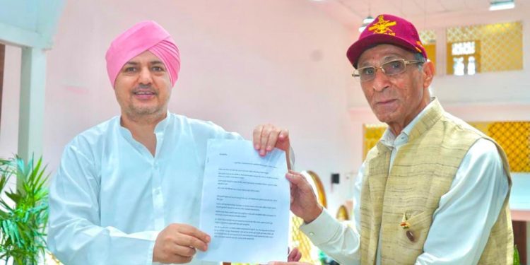देहरादून : उत्तराखंड की लोक भाषाओं के लिए समर्पित रहे कर्नल डी.पी.