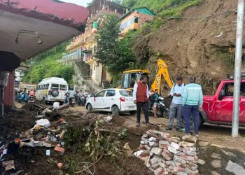 रूद्रप्रयाग  : गुप्तकाशी में आपदा प्रभावितों को मिलेगा पूर्ण मुआवजा जिला पंचायत सदस्य प्रदेश मंत्री अमित मैखडी के पत्र का तुरंत संज्ञान लिया जिला प्रशासन ने