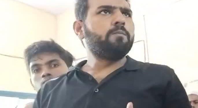 फुरकान विधायक का बदतमीज बेटा सलमान : नगर पंचायत दफ्तर में कांग्रेस विधायक पुत्र पर हंगामा और धमकाने का आरोप, EO ने पुलिस से लगाई गुहार