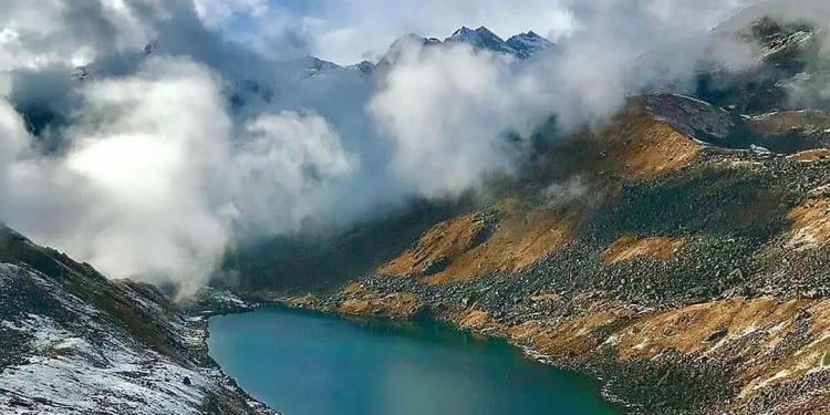 चिंता जनक : वासुकीताल में दो जवानों सहित पांच सदस्यीय दल अभी भी लापता