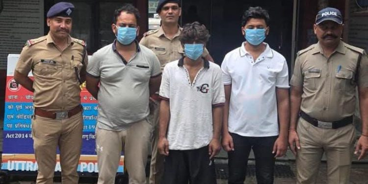 ऋषिकेश दुष्कर्म मामला : पुलिस ने आरोपी और होटल कर्मी सहित तीन लोगों को किया गिरफ्तार