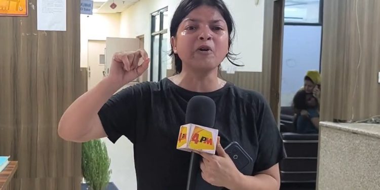 बड़ी खबर : दो महिला पत्रकारों के साथ कथित मारपीट, देर रात तक थाने में डटे रहे पत्रकार संगठन