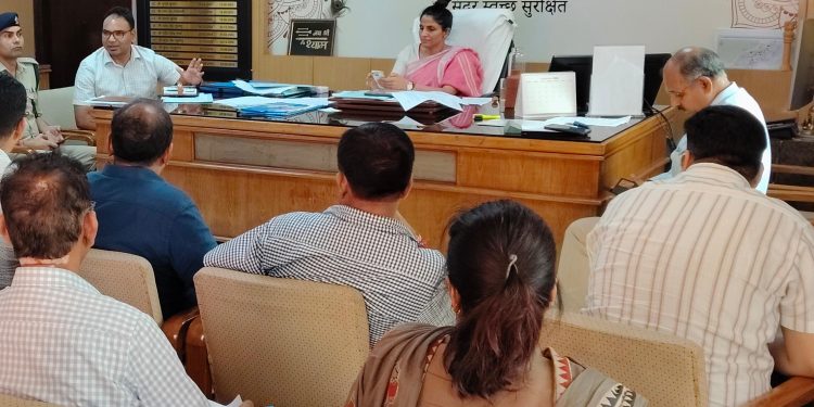हरीद्वार : कुंभ कार्यों में बेहतर समन्वय रखें विभाग, सड़क बनने के बाद खुदाई नहीं होगी : मेलाधिकारी सोनिका*