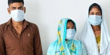 ममता हुई शर्मसार : बच्ची के इलाज के लिए पैसे नहीं थे तो मां ने नवजात को रख दिया कार के नीचे, हुई मौत, तीन गिरफ्तार