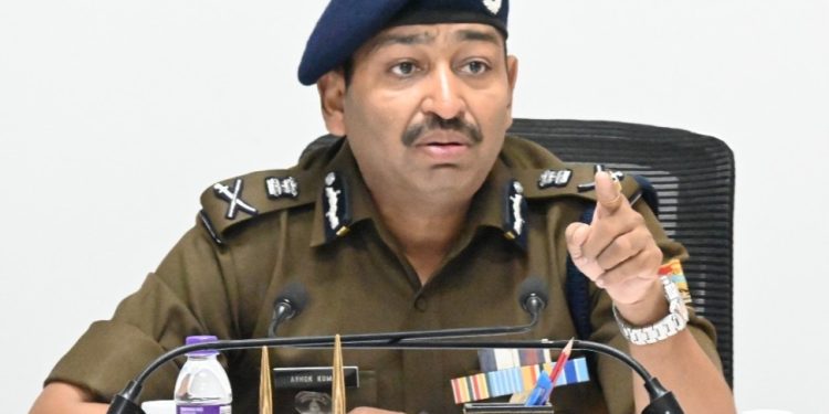 बड़ी खबर : उत्तराखंड के पूर्व DGP अशोक कुमार को झटका, हरियाणा स्पोर्ट्स यूनिवर्सिटी के VC पद से देना होगा इस्तीफा