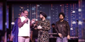 लोक संस्कृति के नाम पर लूट : उत्तराखंड के कलाकार भूखे मर रहे हैं, सरकार 35 लाख खर्च कर भी नहीं सुन पाई दलेर पाजी का तारा रा रा…