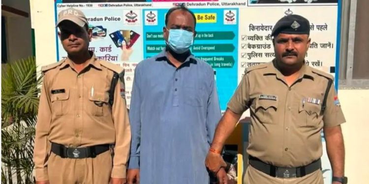 बड़ी खबर : पत्रकारिता के नाम पर 5 लाख की ब्लैकमेलिंग, दून पुलिस ने हिस्ट्रीशीटर अनुज अग्रवाल को किया गिरफ्तार