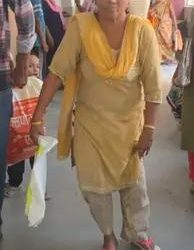 देहरादून : एंबुलेंस चालक ने खुद ही महिला को मृत घोषित किया, अब मृत्यु प्रमाण पत्र के लिए भटक रही सास